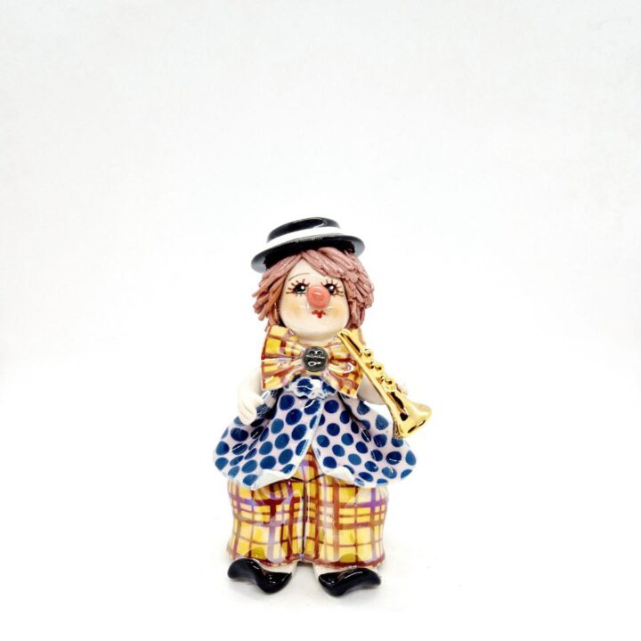Clown with trumpet