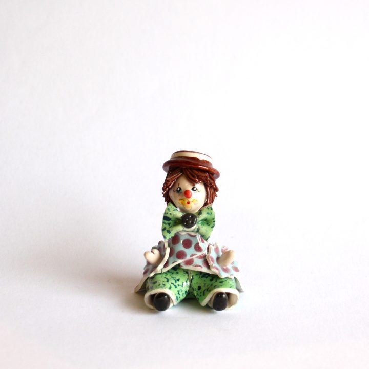 Clown in green