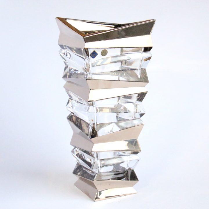 crystal vase- rocky